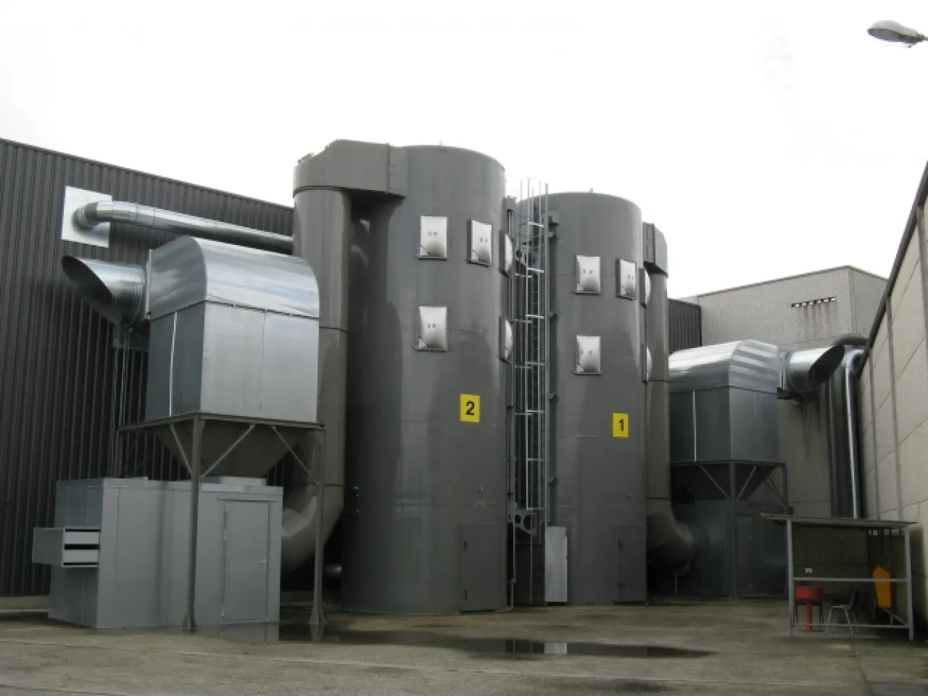 Ontstoffing meubelproductie